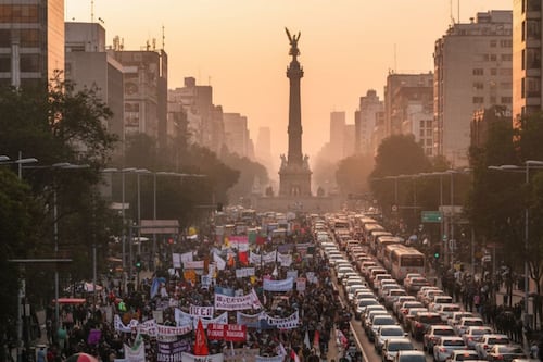 Jueves de tráfico y manifestaciones en CDMX; calles afectadas el 13 de noviembre