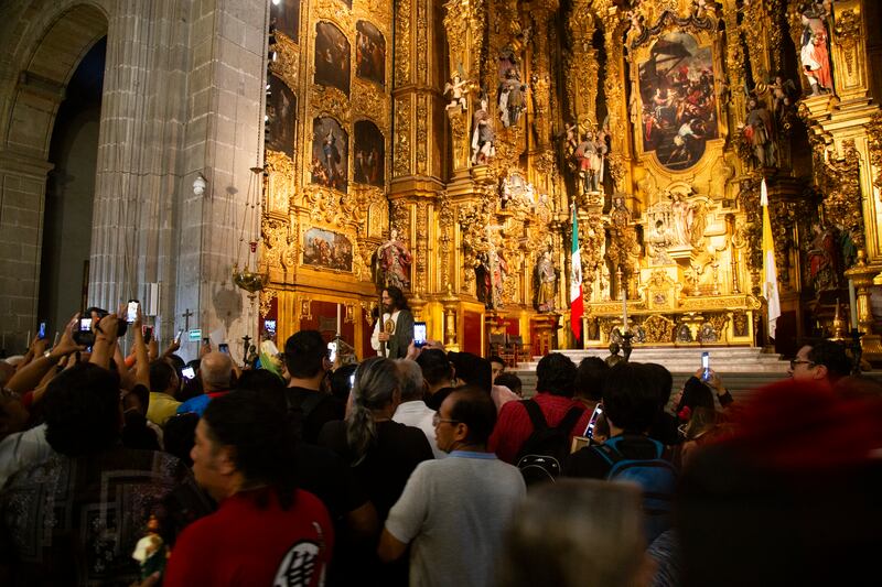 Farmacias Similares, Catedral Metropolitana de la Ciudad de México, San Judas Tadeo, Grupo Por Un País Mejor