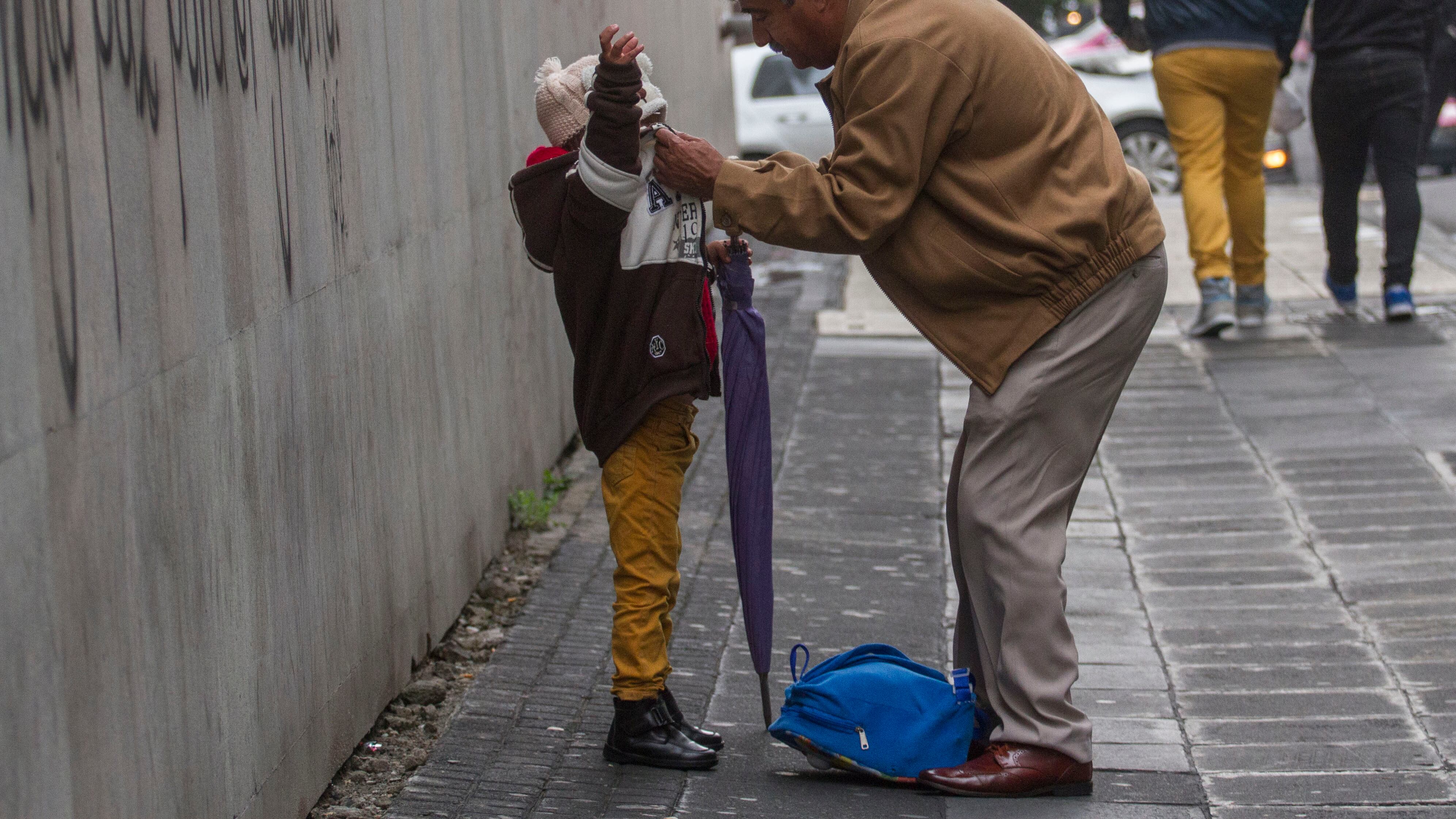 Las autoridades recomendaron tener especial cuidado con adultos mayores y niños