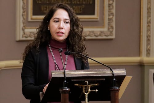 Inhabilitan por 20 años a exsecretaria de Finanzas por desvío millonario en Accendo Banco