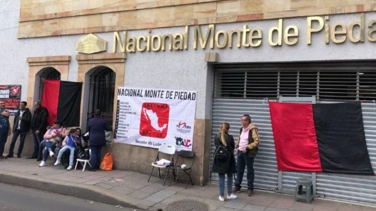 Nacional Monte de Piedad en huelga