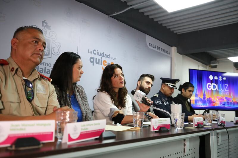 Para mantener control de los aglomeraciones, el recorrido se realizará en un solo sentido iniciando por Paseo Alcalde hacia el Hospicio Cabañas.