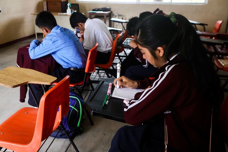 Más de 29 millones de alumnos regresaron a clases este lunes. (Cuartoscuro)