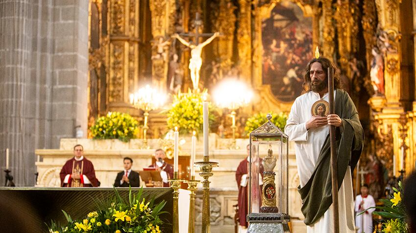 Farmacias Similares, Catedral Metropolitana de la Ciudad de México, San Judas Tadeo, Grupo Por Un País Mejor