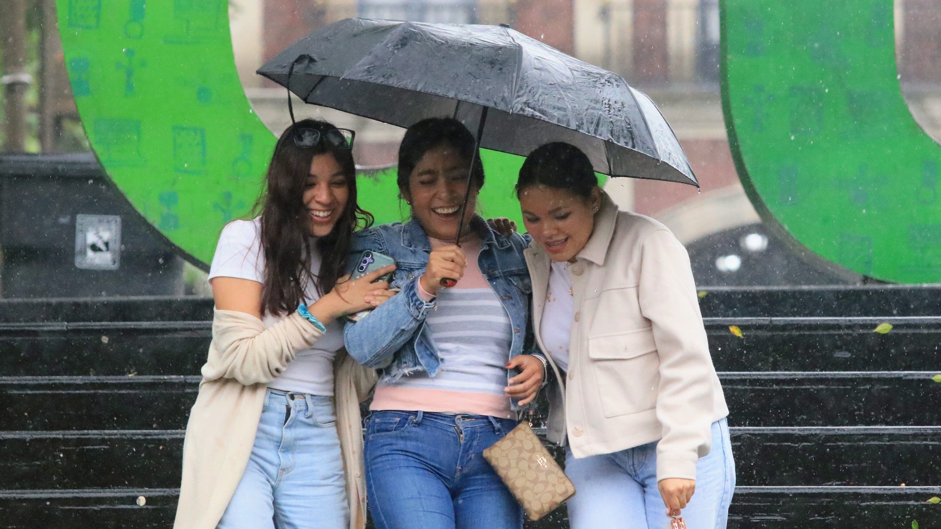 Además, habrá apoyo del DIF del Estado, los Municipios, Fuerza Civil, el CRUM, Cruz Roja, Bomberos Nuevo León, bomberos Guadalupe, Conagua, Guardia Nacional, la Defensa.