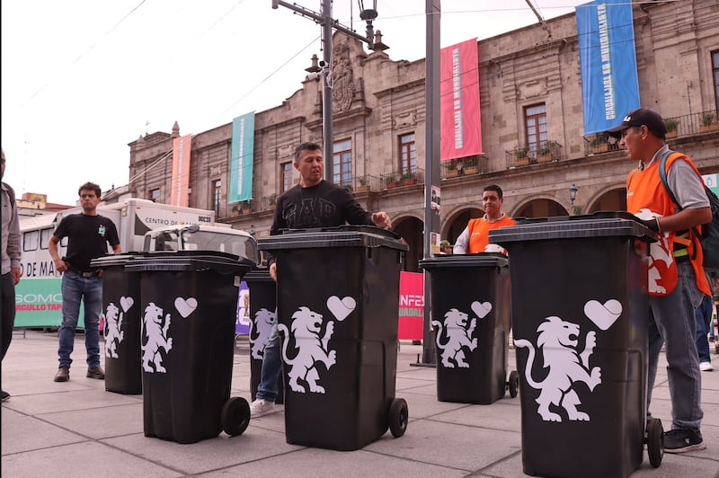 Instala Medio Ambiente Guadalajara 50 islas de separación de residuos