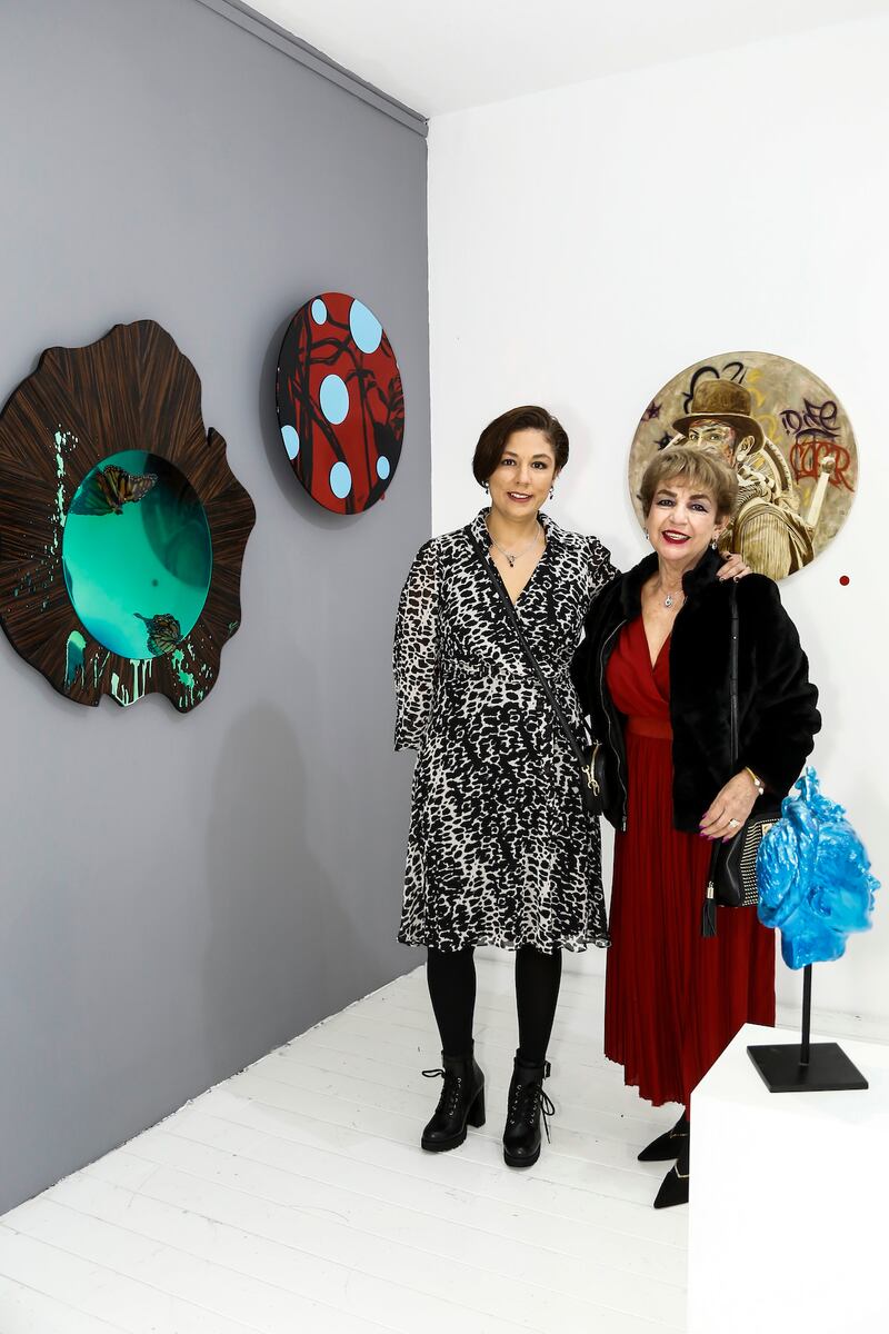 "Ventanas Nouménicas", exposición de 33 piezas escultóricas de Paola Pineda en la LMI Gallery