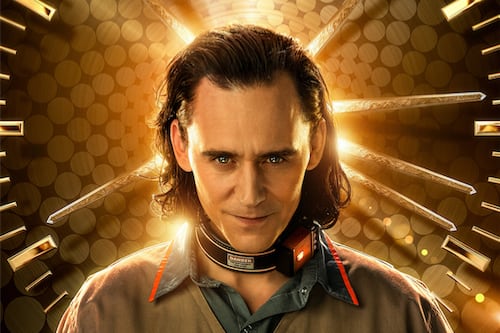 Loki muestra sus encantos en el primer tráiler de la serie