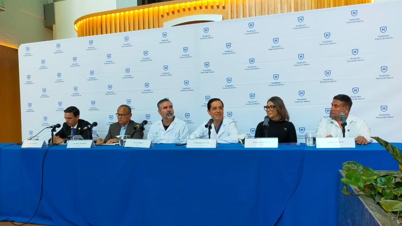 Ulises Calva de 22 años, quien padecía de neumonitis por hipersensibilidad fue el primer paciente en el occidente del país en ser trasplantado de sus dos pulmones, intervención quirúrgica que se realizó en hospital privado en el municipio de Zapopan, Jalisco.