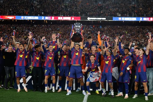 ¡Humillación histórica! Barcelona aplasta al Real Madrid y se corona bicampeón en el Clásico de España