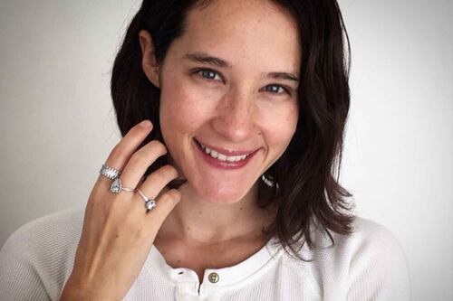 Ximena Sariñana le da la bienvenida a la primavera enseñando su ‘pancita’