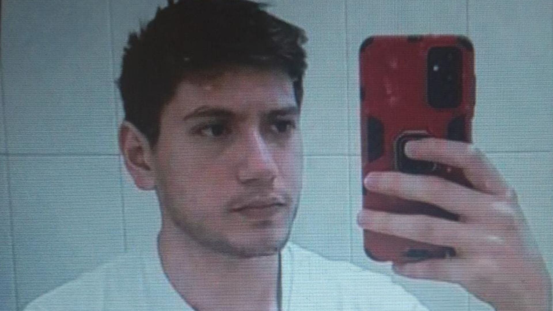 Salvador Bello Paz es estudiante de Ingeniería Mecánica en la Universidad de Guanajuato.