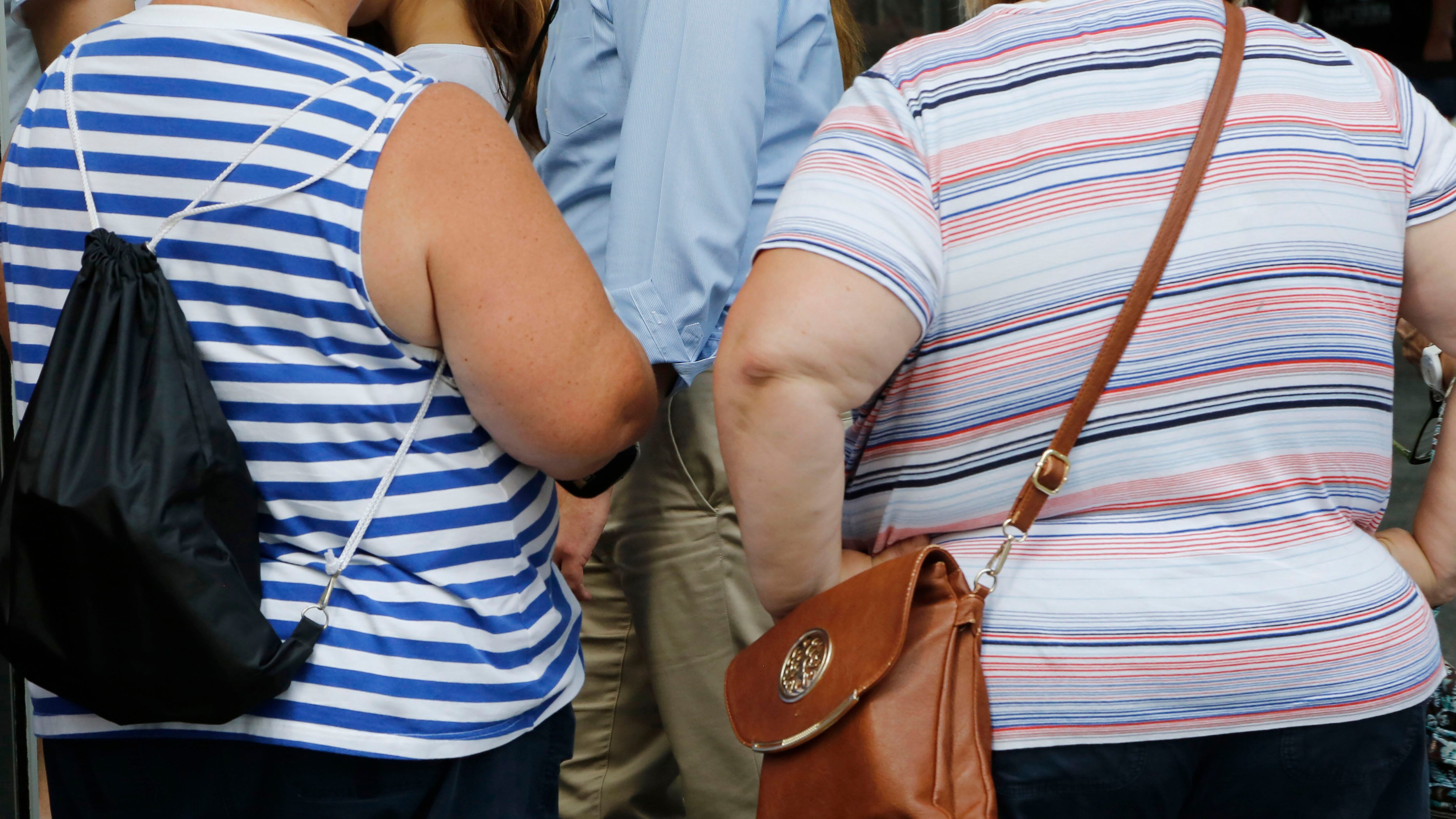 NY aprueba ley que impide discriminar a personas por su peso y estatura