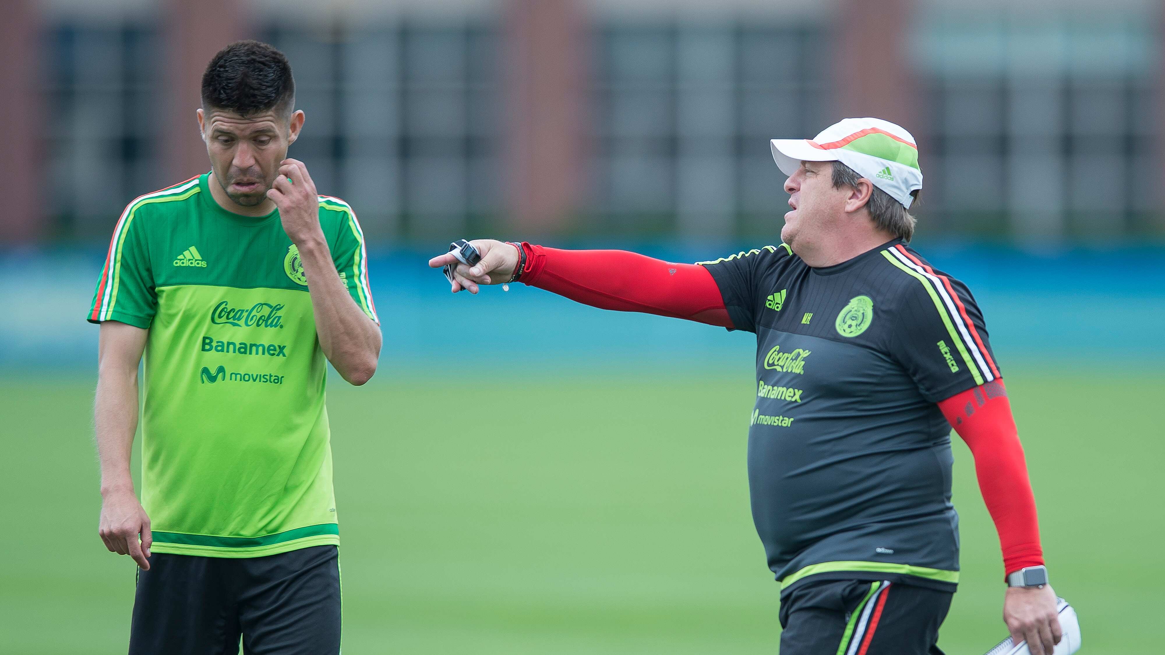 Oribe Peralta fue dirigido por Miguel Herrera en la Selección mexicana.