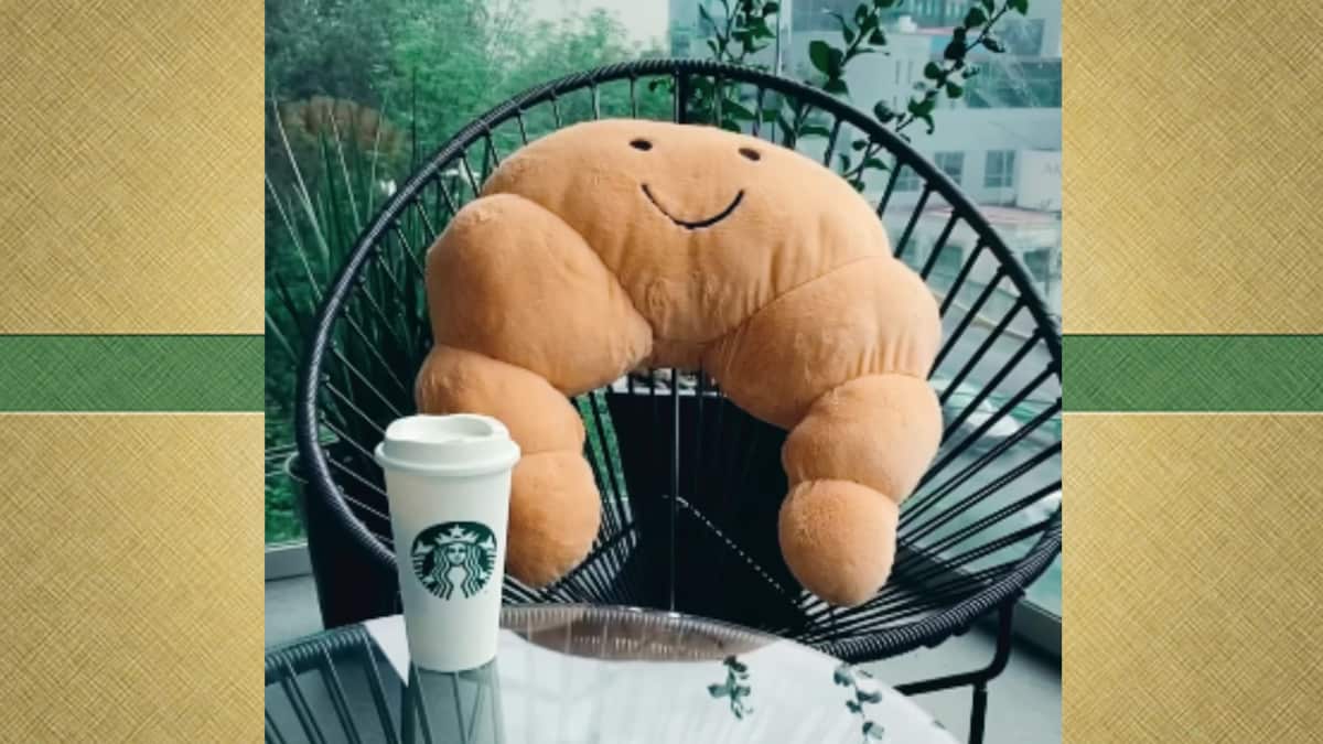 Starbucks-regalrá-un-peluche-por-el-día-del-croissant