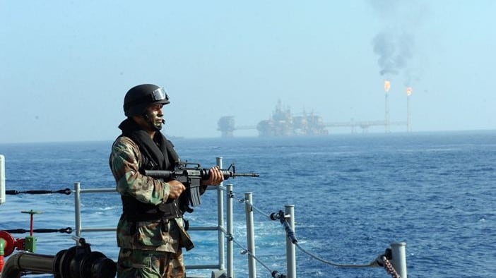 Marina vigilancia plataformas Pemex