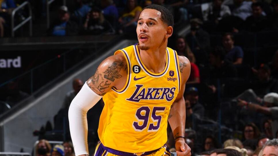 Juan Toscano llegó a Los Ángeles Lakers en junio de 2022.