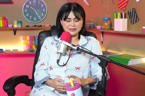 Gomita rompe en llanto al revelar los motivos por los que estuvo a punto de morir