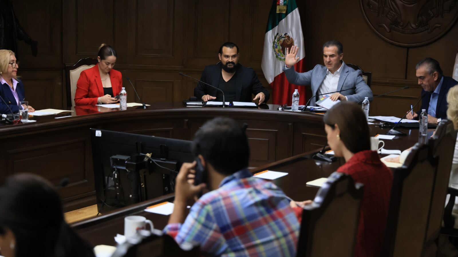 El alcalde señaló que es buen momento para preparar a la ciudad para el evento deportivo del próximo año.