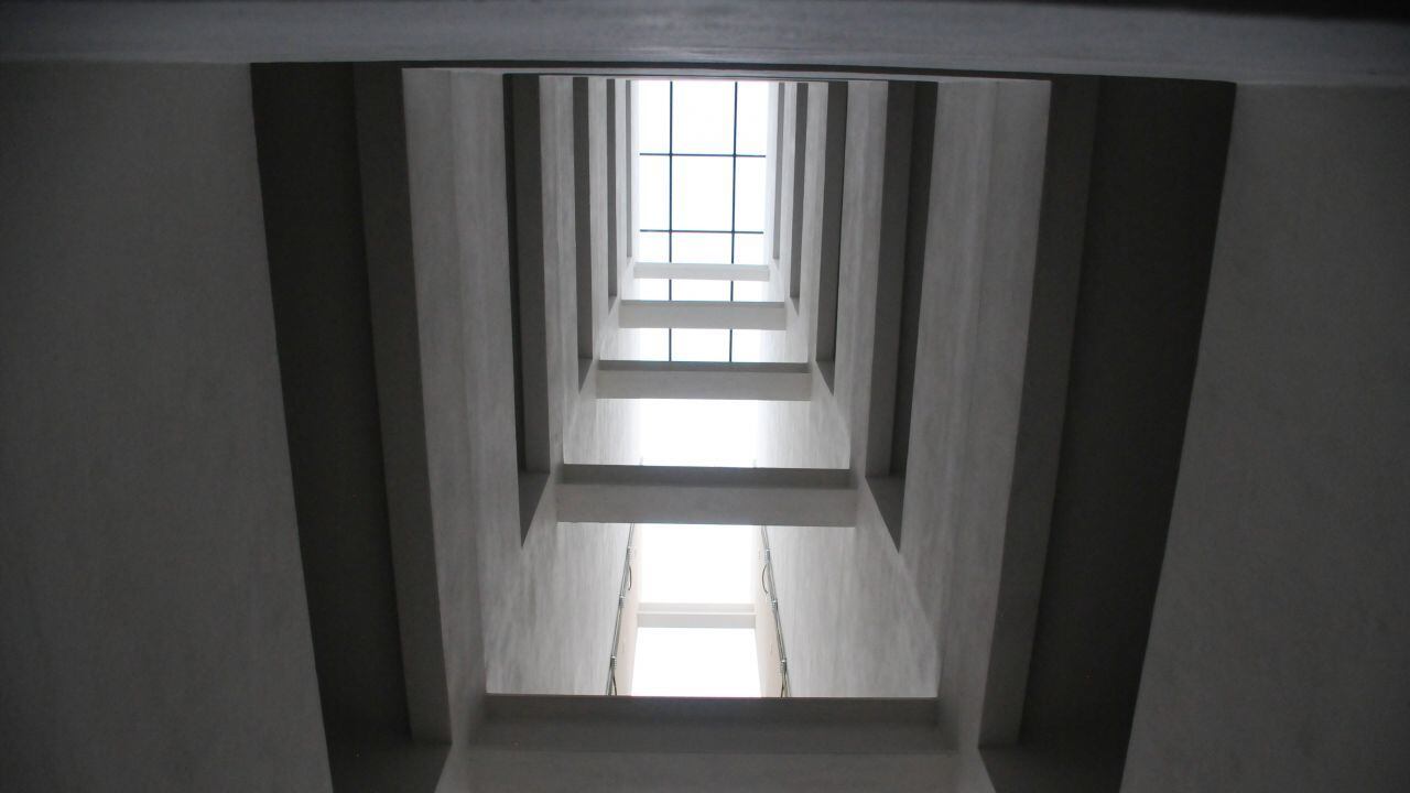 Estos inmuebles tienen de uno hasta siete niveles excedentes en su construcción. Foto: Cuartoscuro