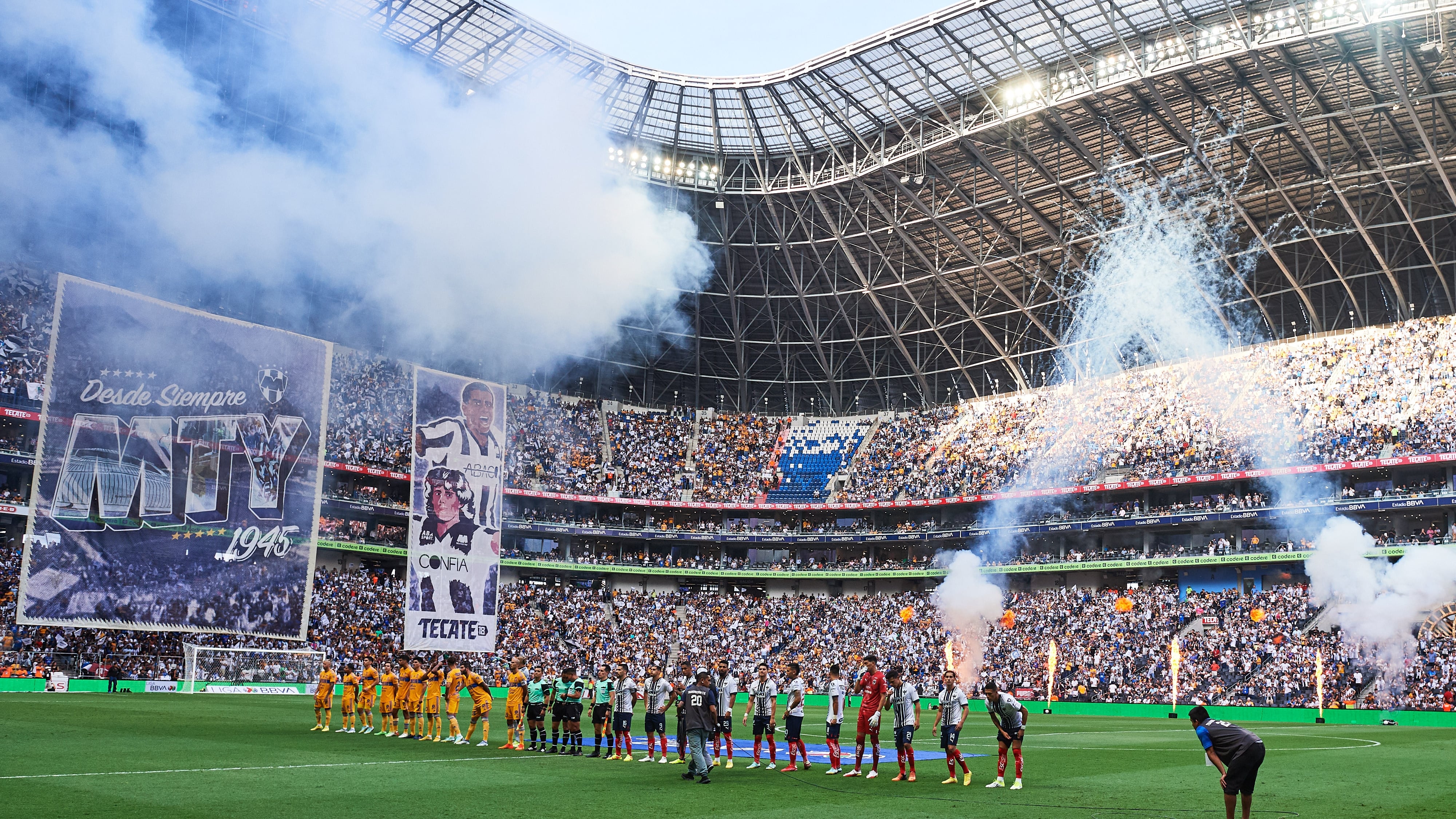 Tigres vs Rayados