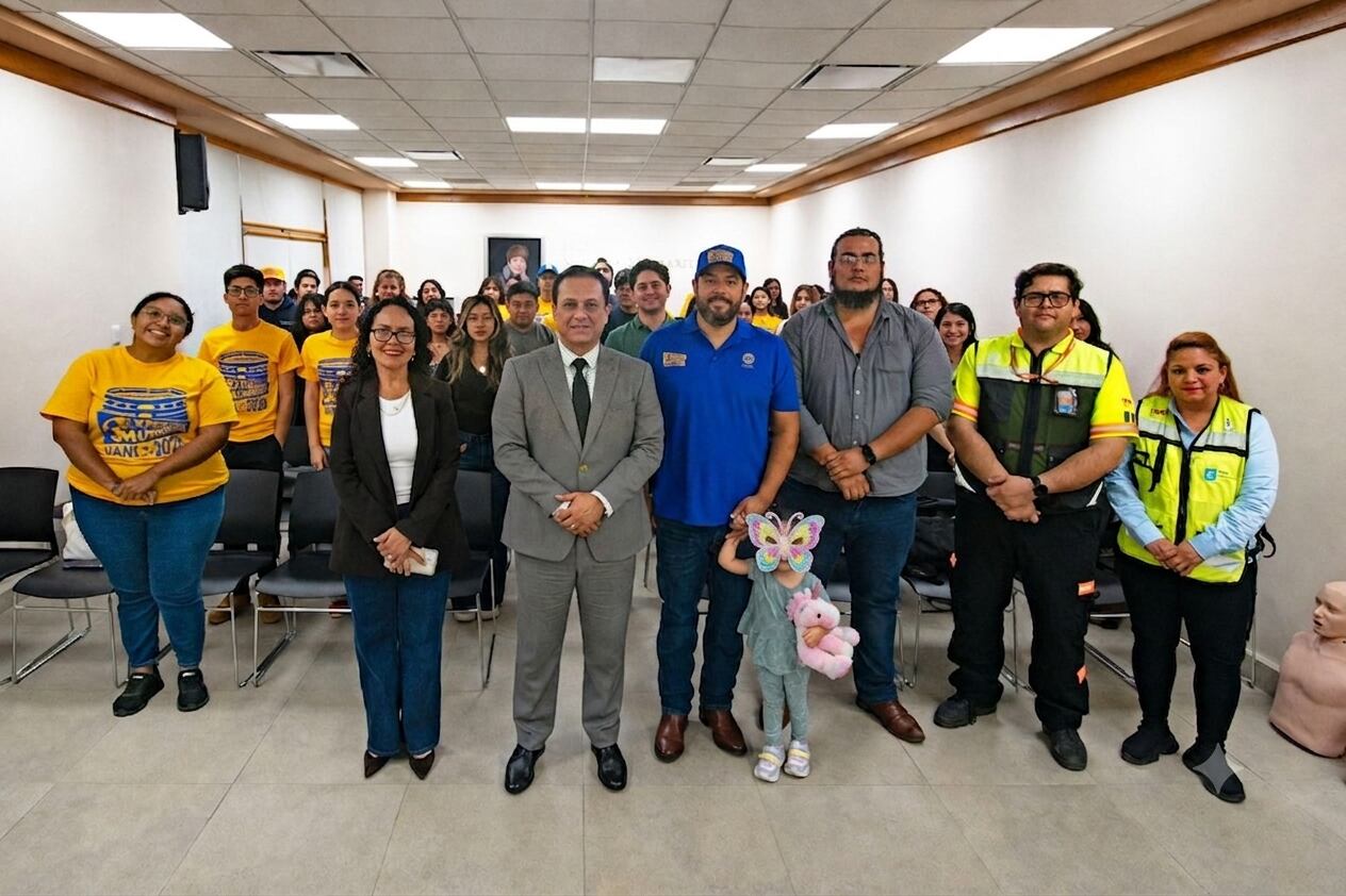 Estudiantes de la UANL darán apoyo lingüístico a turistas en emergencias durante el Mundial 2026 
