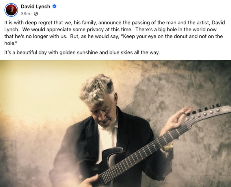 Comunicado sobre la muerte de David Lynch en Facebook
