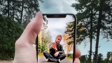 Si ya has visto el trend de la línea amarilla te diremos la forma más sencilla de poder lograrlo sin necesidad de filtros, solo con la cámara de tu celular.