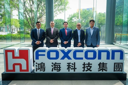 Foxconn adelanta llegada a Nuevo León para participar en America´s Mobility of the Future 2023, anuncia Samuel