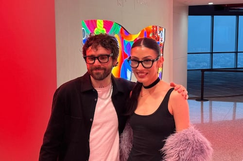 Famosos participan en experiencia inmersiva con lentes Meta en la CDMX