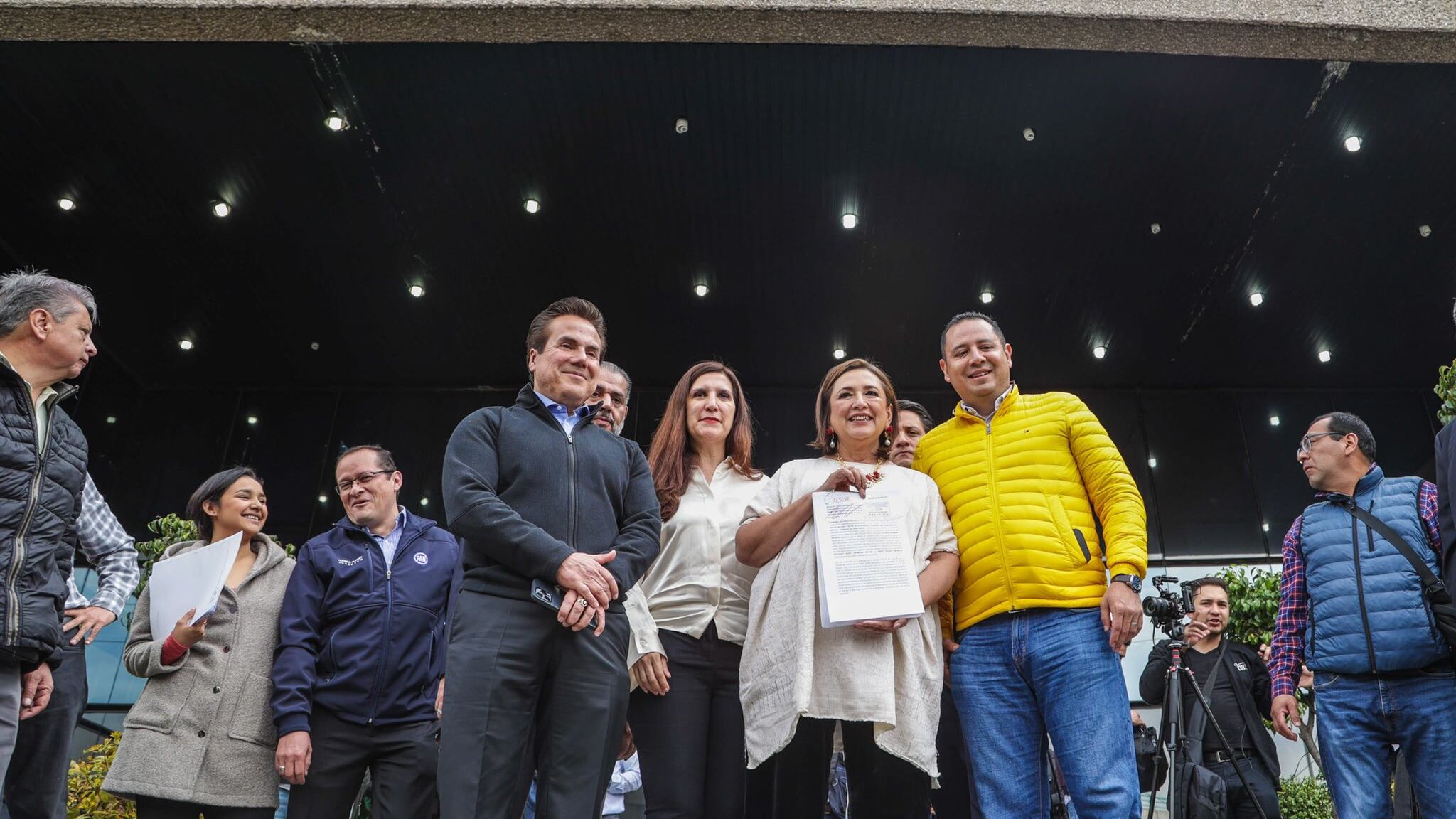 Xóchitl-Gálvez-denuncia-Sheinbaum-desvío-recursos-campaña-presidencial