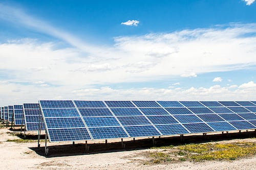 Invierte Solfium 186 mdp para planta de energía solar en Querétaro