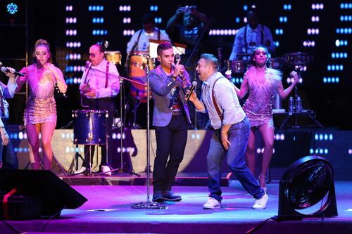 Cañaveral, Yaguarú y Grupo Ensamble armarán megabaile en CdMx por Día de la Madre