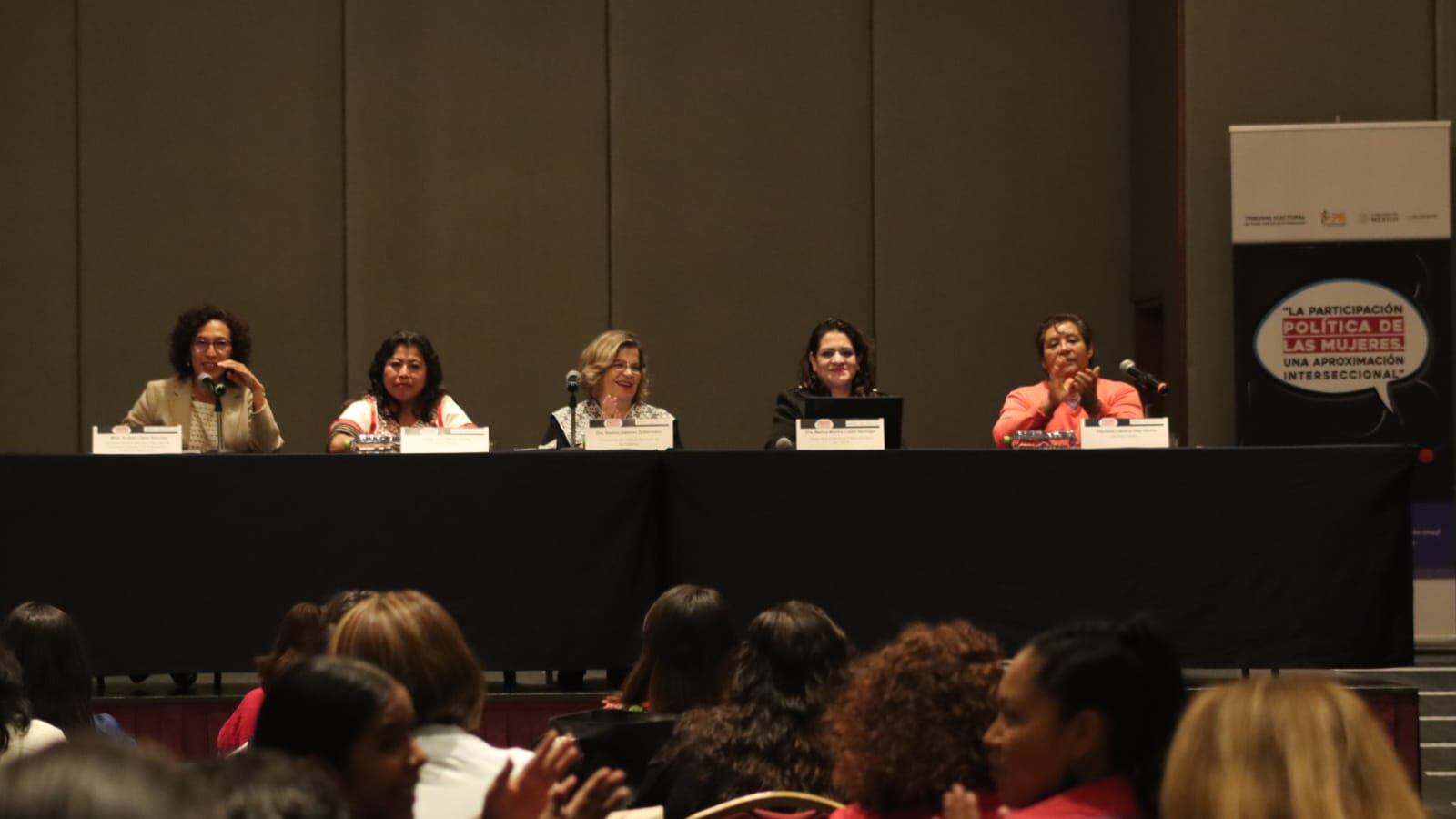 La titular de Inmujeres apuntó que “hay una parte de la política que no es violencia (...) Hagamos esa división para no banalizar, no victimizarnos y fortalecernos”.
