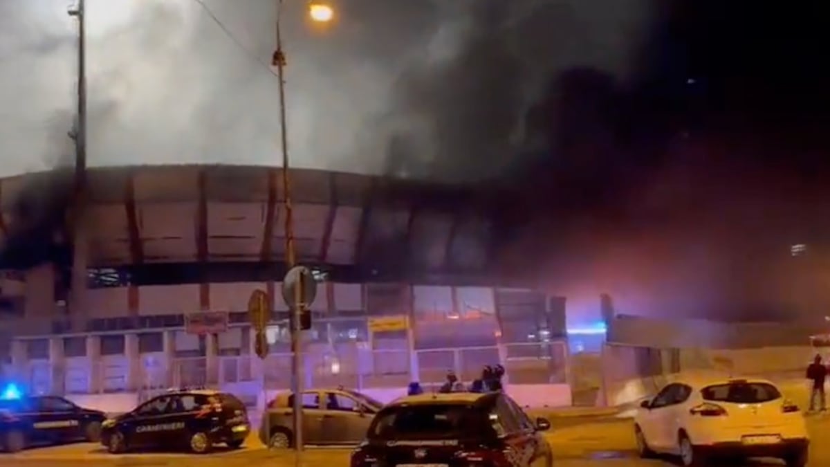 Incendio Stadio Erasmo Iacovone