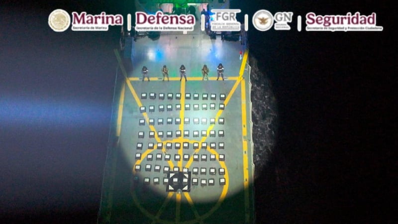 El peso bruto preliminar del cargamento es cercano a las dos toneladas; sin embargo, la cantidad exacta será determinada por las autoridades ministeriales correspondientes.