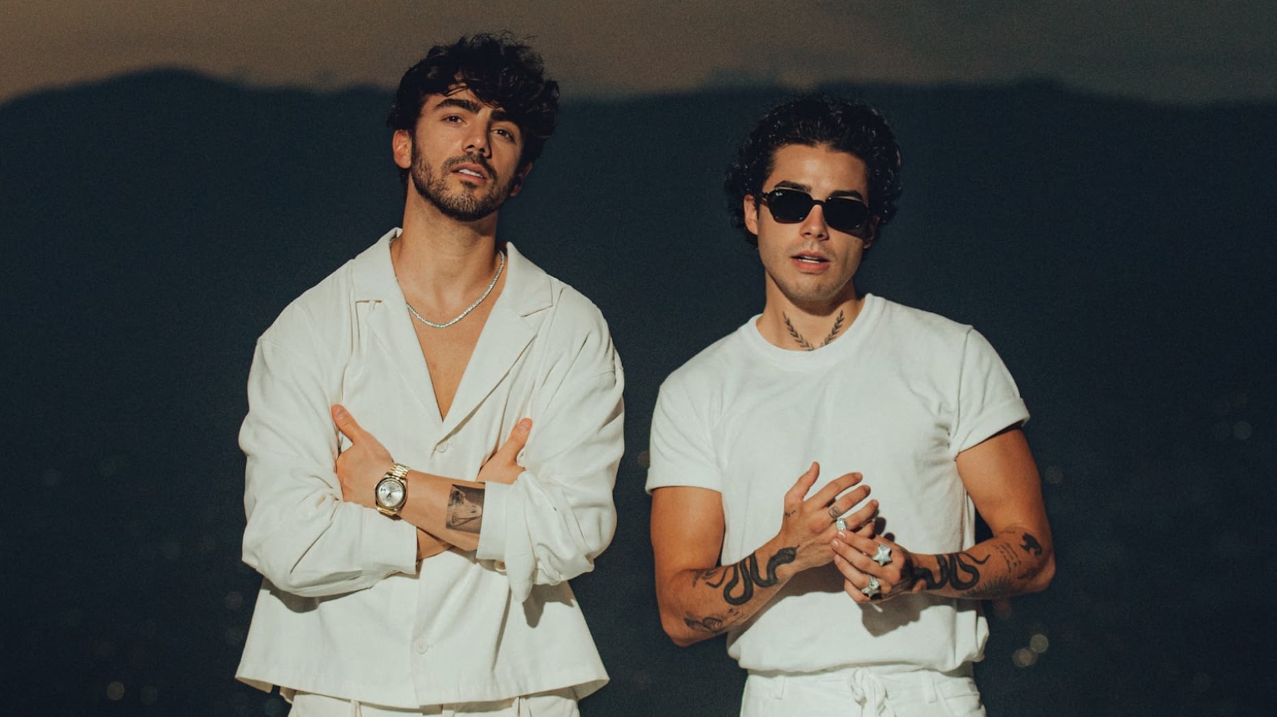 Mario Bautista lanzó Acapulco con Fede Vigevani, donará parte de las ganancias al puerto guerrerense