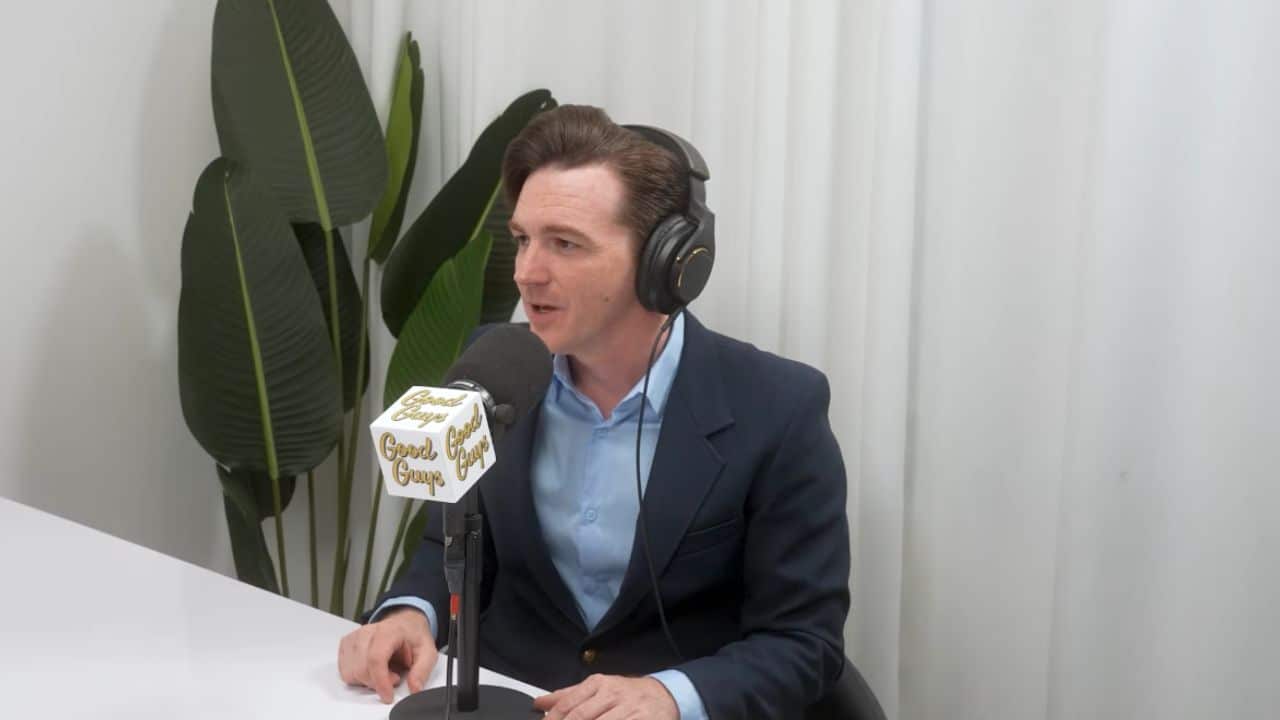 El actor y cantante Drake Bell contó el día que le robaron un reloj que le regaló el hijo de un multimillonario.