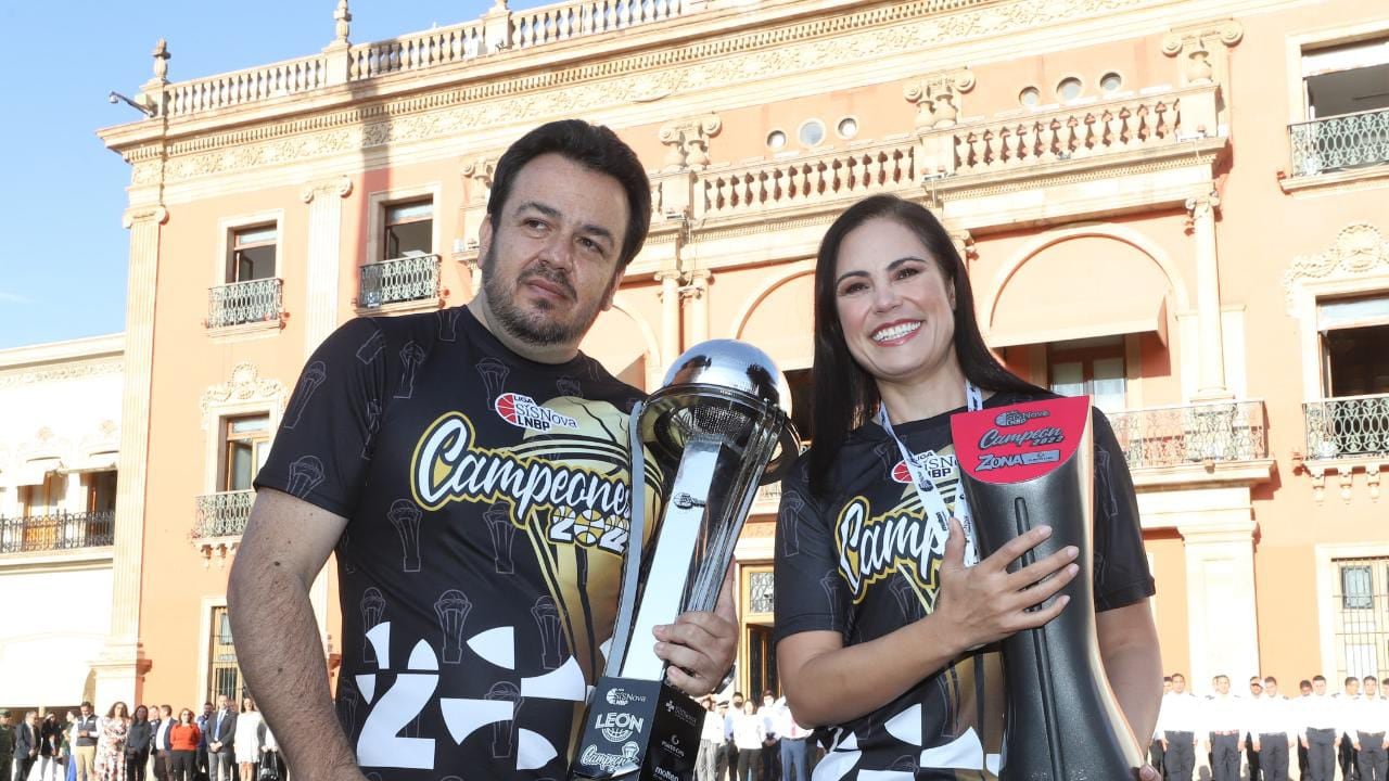 Galardonan a las Abejas de León por su título en la Liga Nacional de Baloncesto.
