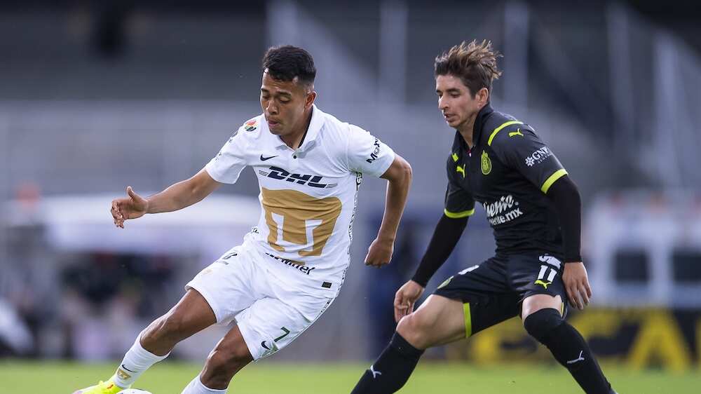 Pumas y Chivas decepcionan en el Olímpico Universitario