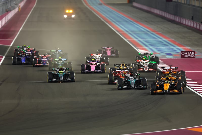 El GP de Qatar avivó la competencia por el campeonato de constructores.