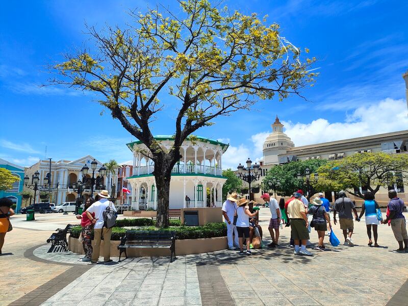 Si estás pensando viajar por primera vez a República Dominicana, puedes visitar Santo Domingo y Puerto Plata, dos provincias que te seducirán y aquí te decimos por qué.