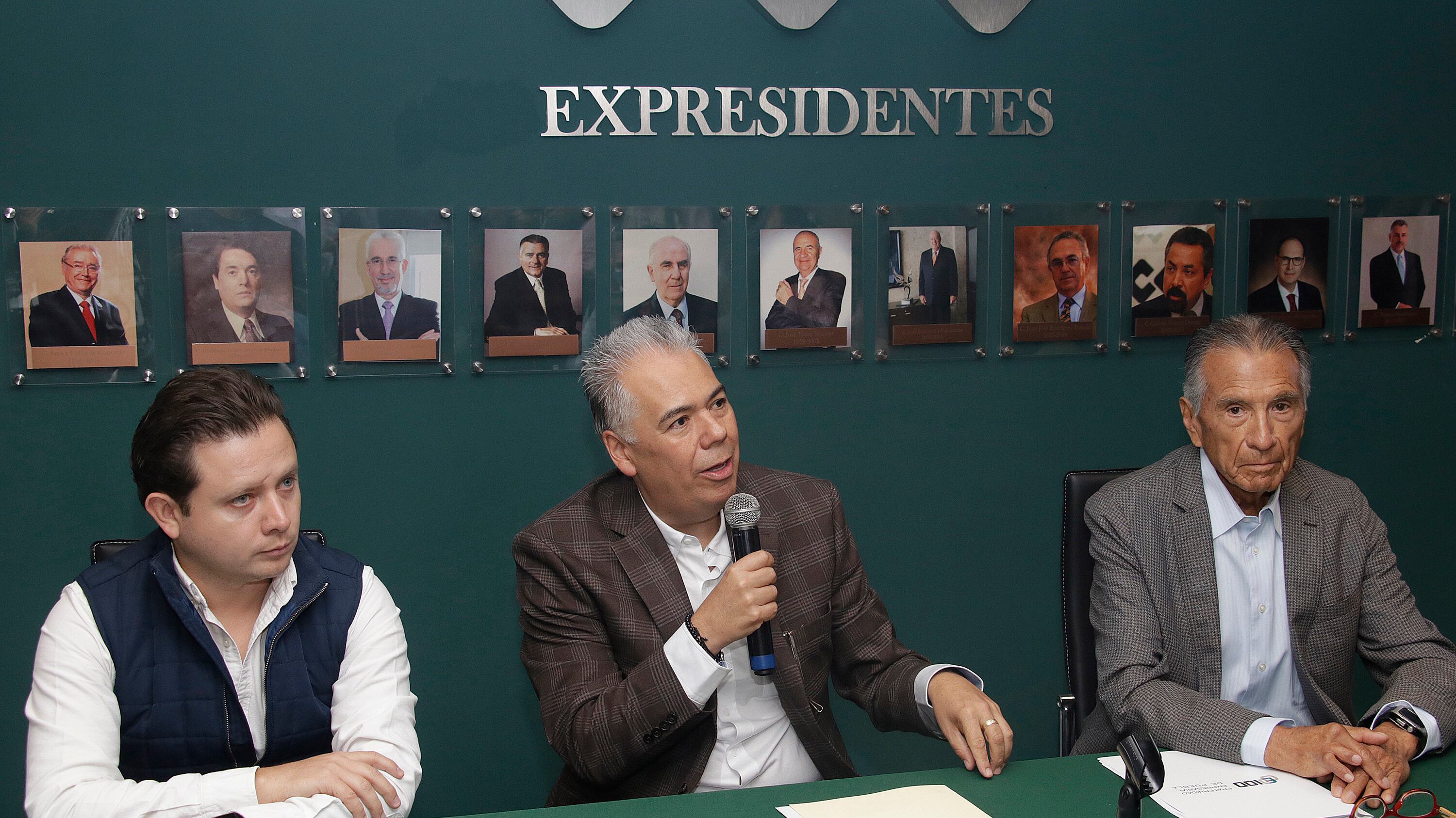 Hereda esta estrategia a su sucesor.