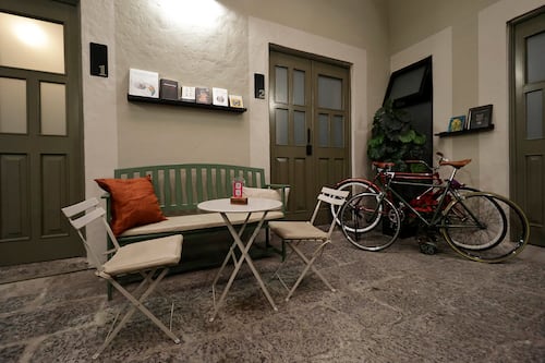 Airbnb dará alojamiento temporal y gratuito a brigadistas que laboren en desastres naturales de CDMX