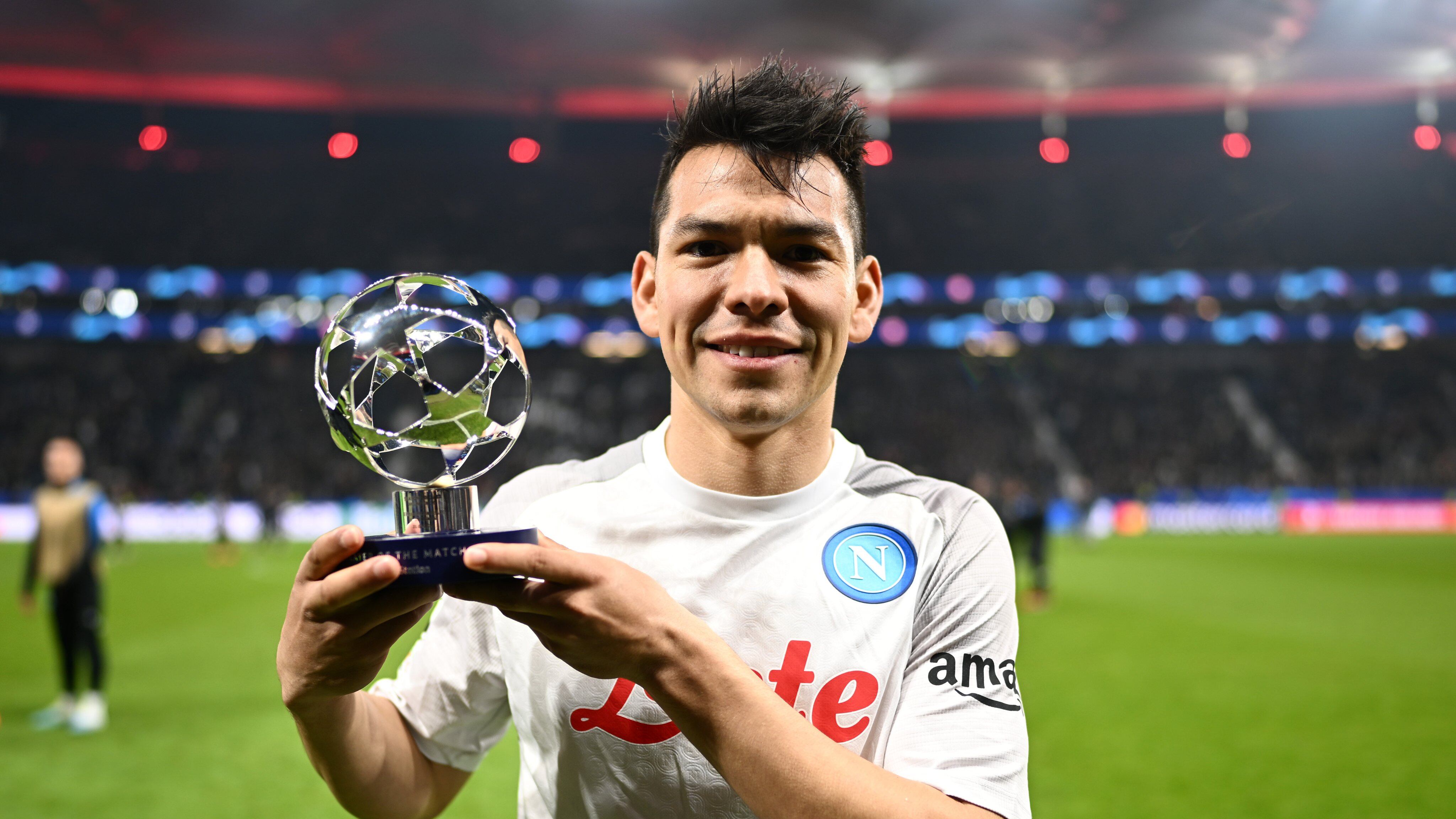 Es la primera vez que Hirving Lozano es nominado a jugador de la semana en Champions League.