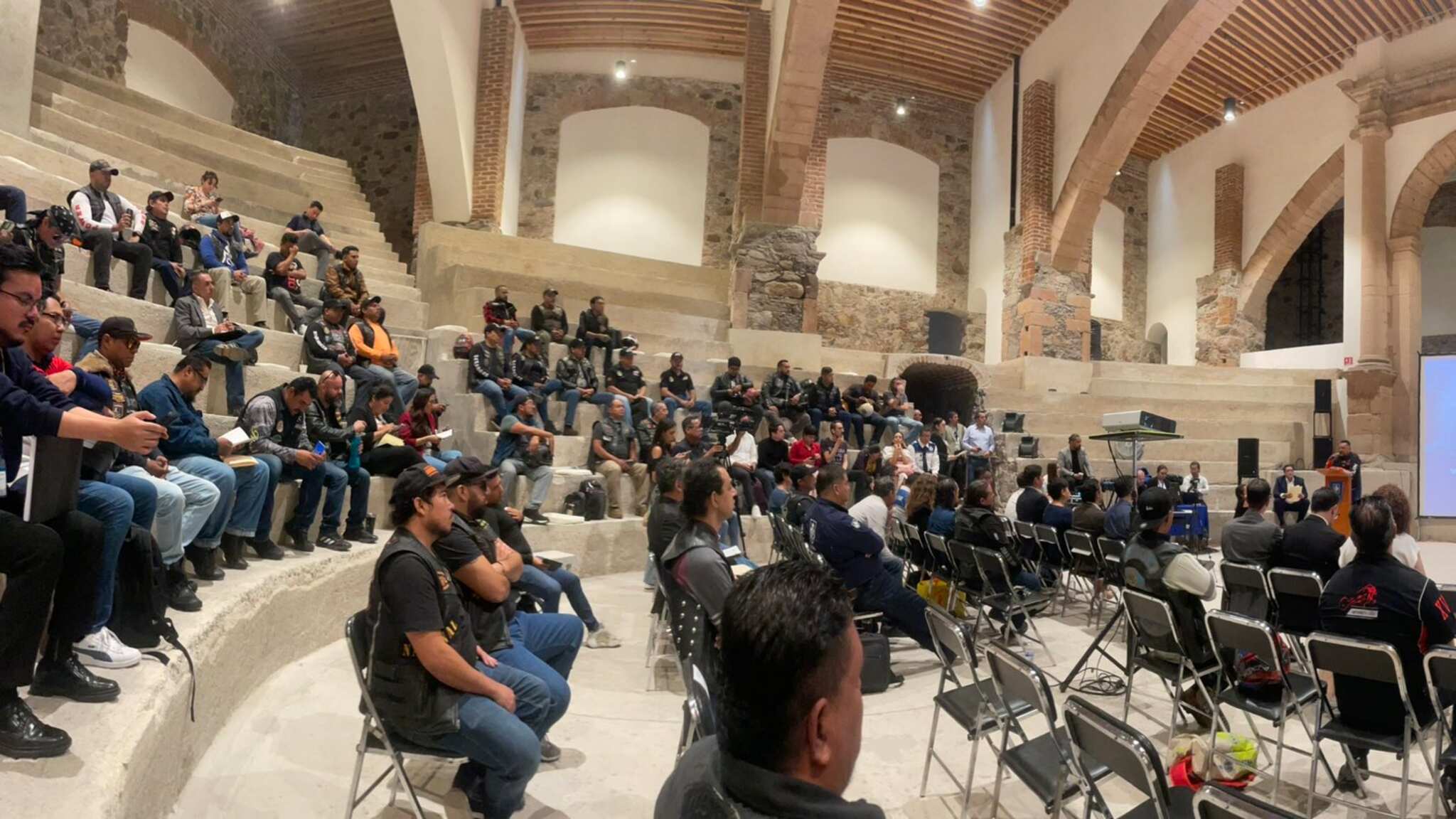 Iniciativa para reformar el Reglamento de Policía y Vialidad para el Municipio de León.