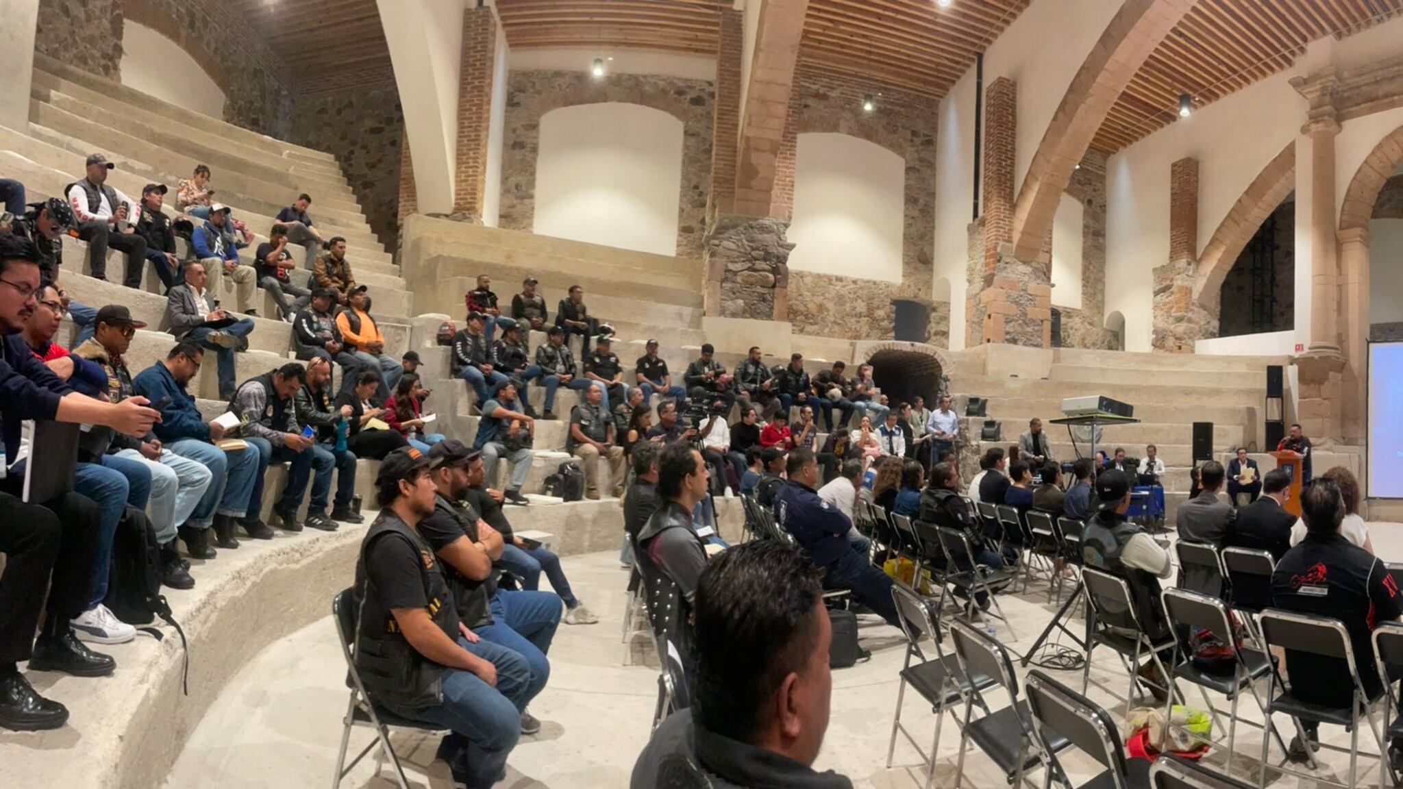 Iniciativa para reformar el Reglamento de Policía y Vialidad para el Municipio de León.