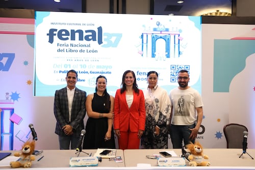 Reconoce Fenal 37 a Ángeles Mastretta y a Gómez-Vargas en edición histórica por los 450 años de León