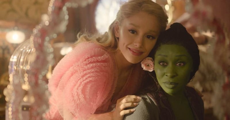 Madres conservadoras organizan boicot contra "Wicked" por "promover agenda LGBT" y por contener "brujería"
