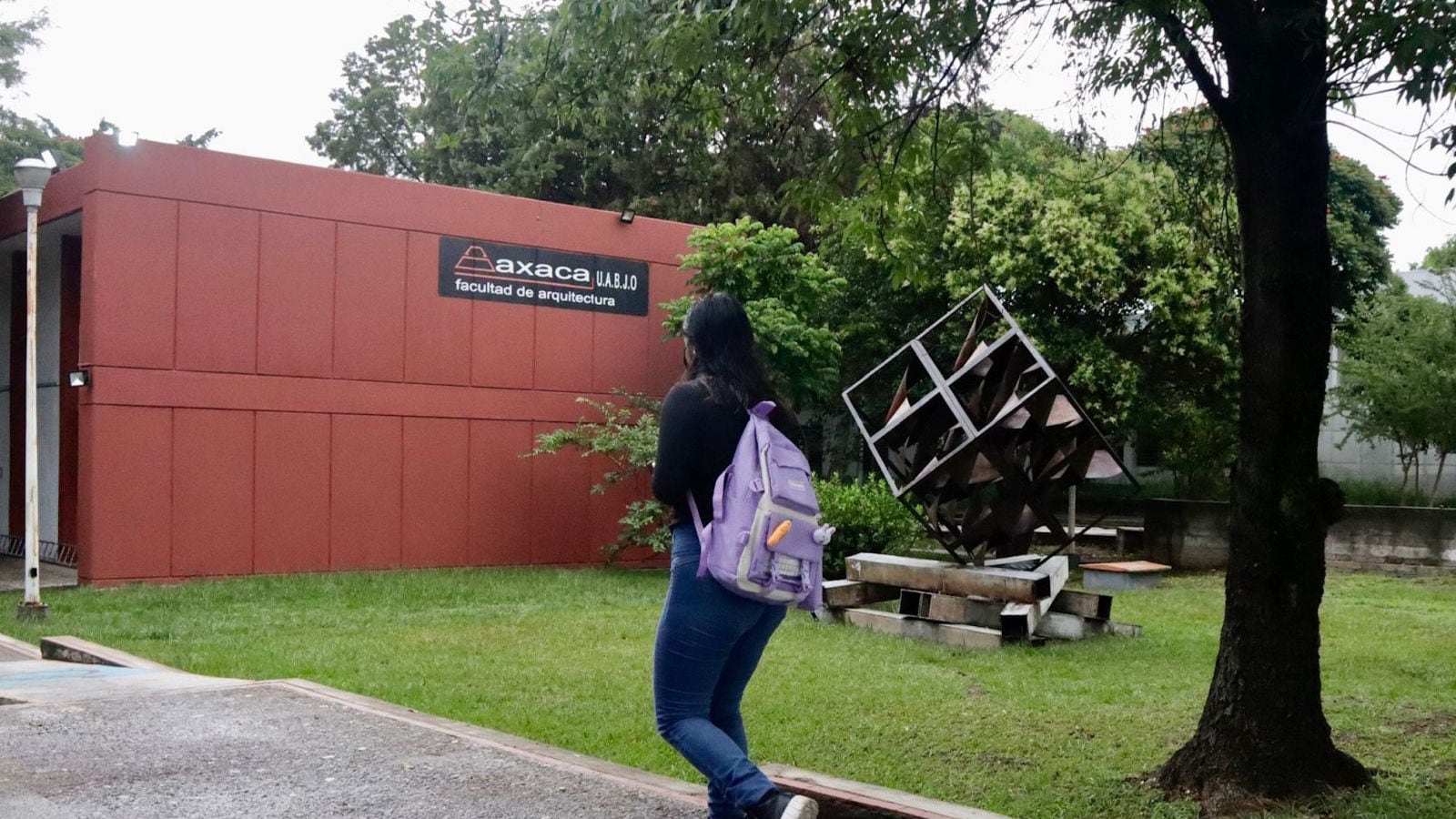 Los estudiantes de educación superior y posgrados puede solicitar el apoyo.